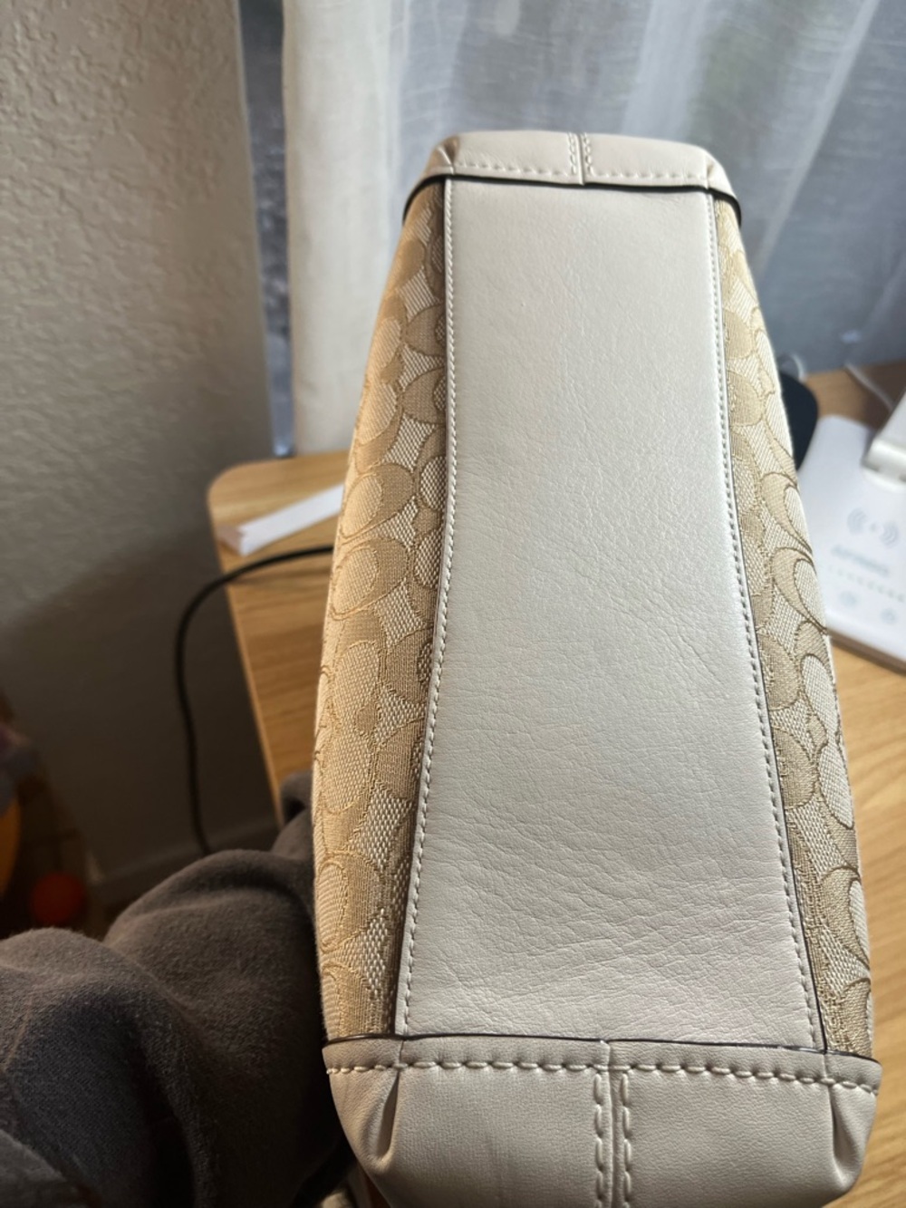 Coach Beige Signature Canvas & Leather Shoulder Bag - Picture 3 of 5
